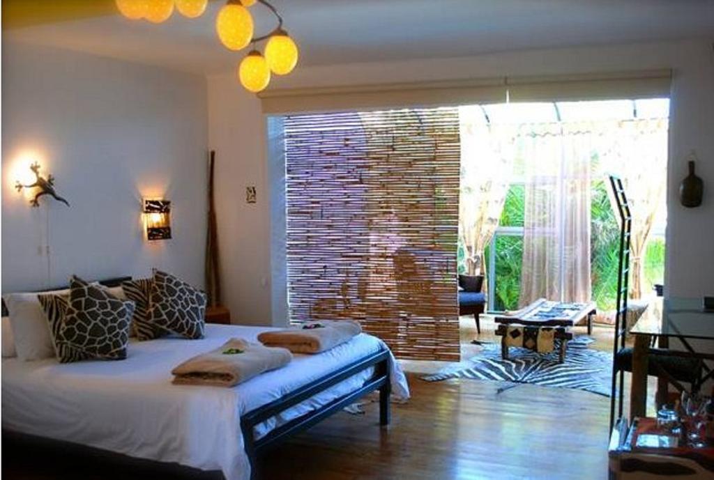 Surprise 4* Cape Town