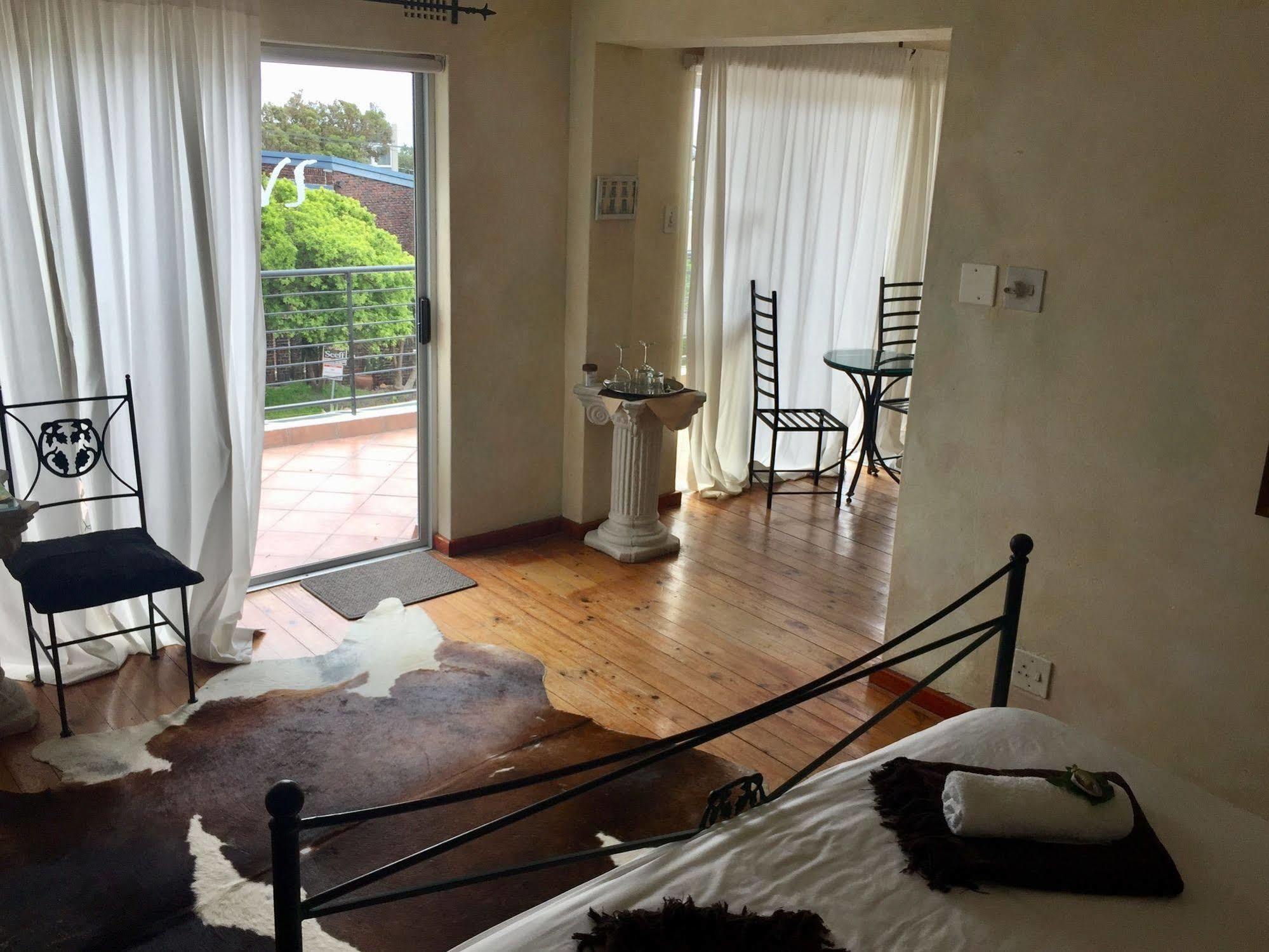 Surprise 4* Cape Town